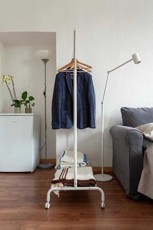 A Central Quiet Sunny Studio In Verbania Exteriör bild