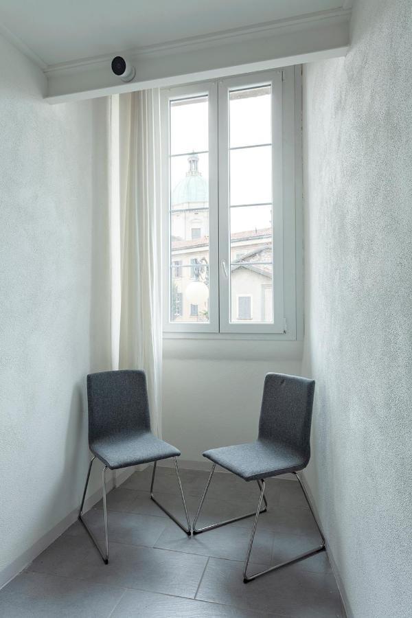 A Central Quiet Sunny Studio In Verbania Exteriör bild